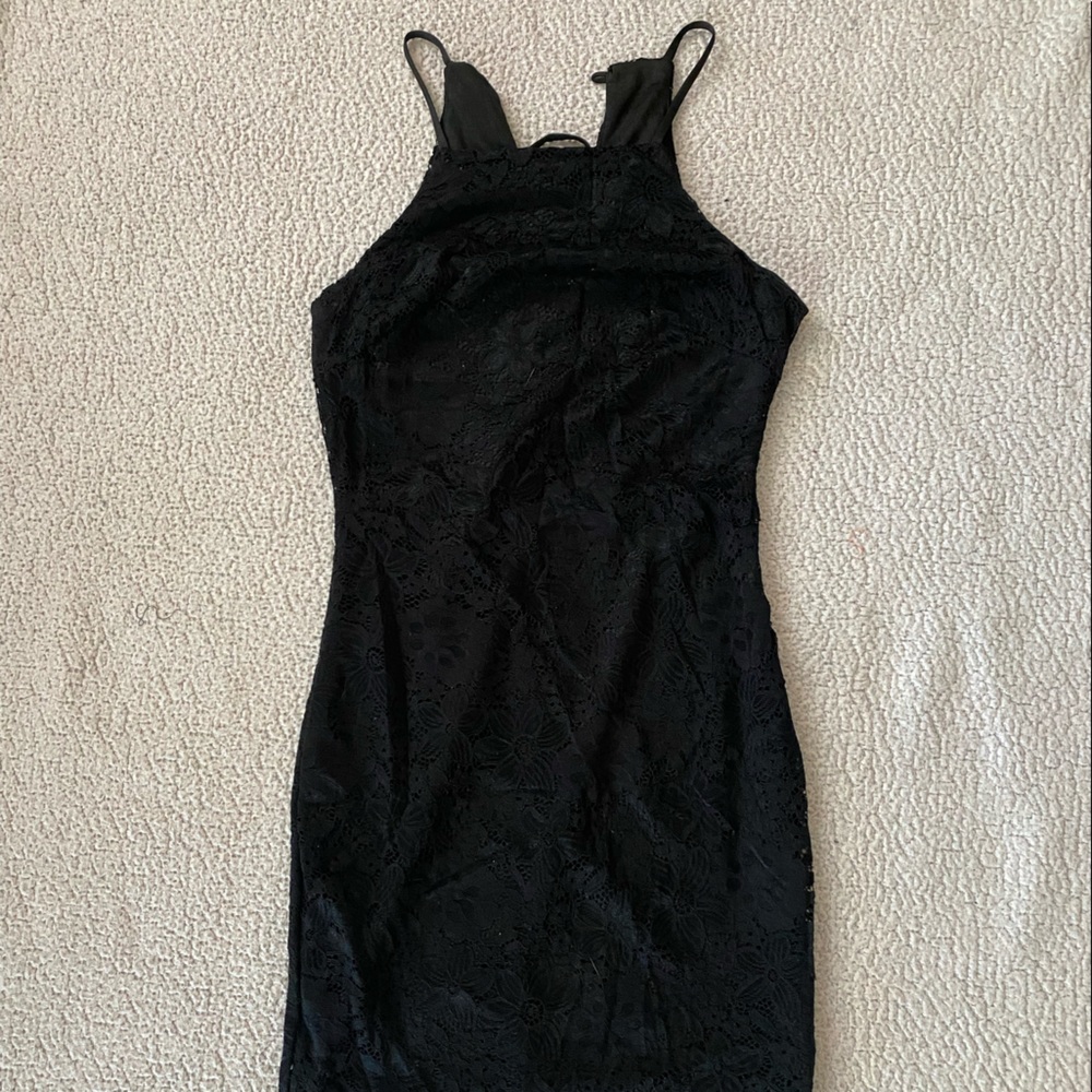 Black bodycon party dress